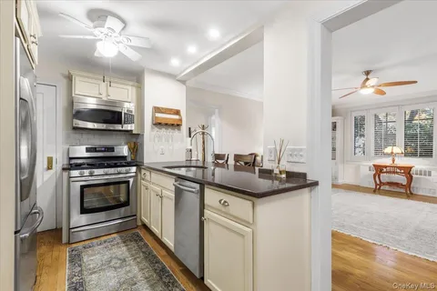 $315,000 | 1 Brooklands, Unit GB, Bronxville, NY 10708