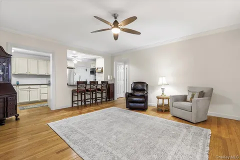$315,000 | 1 Brooklands, Unit GB, Bronxville, NY 10708