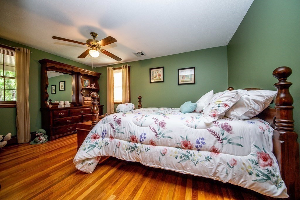 10 Bullock Road Freetown, MA 02702 - Photo 23 of 42 Gallery Image 23