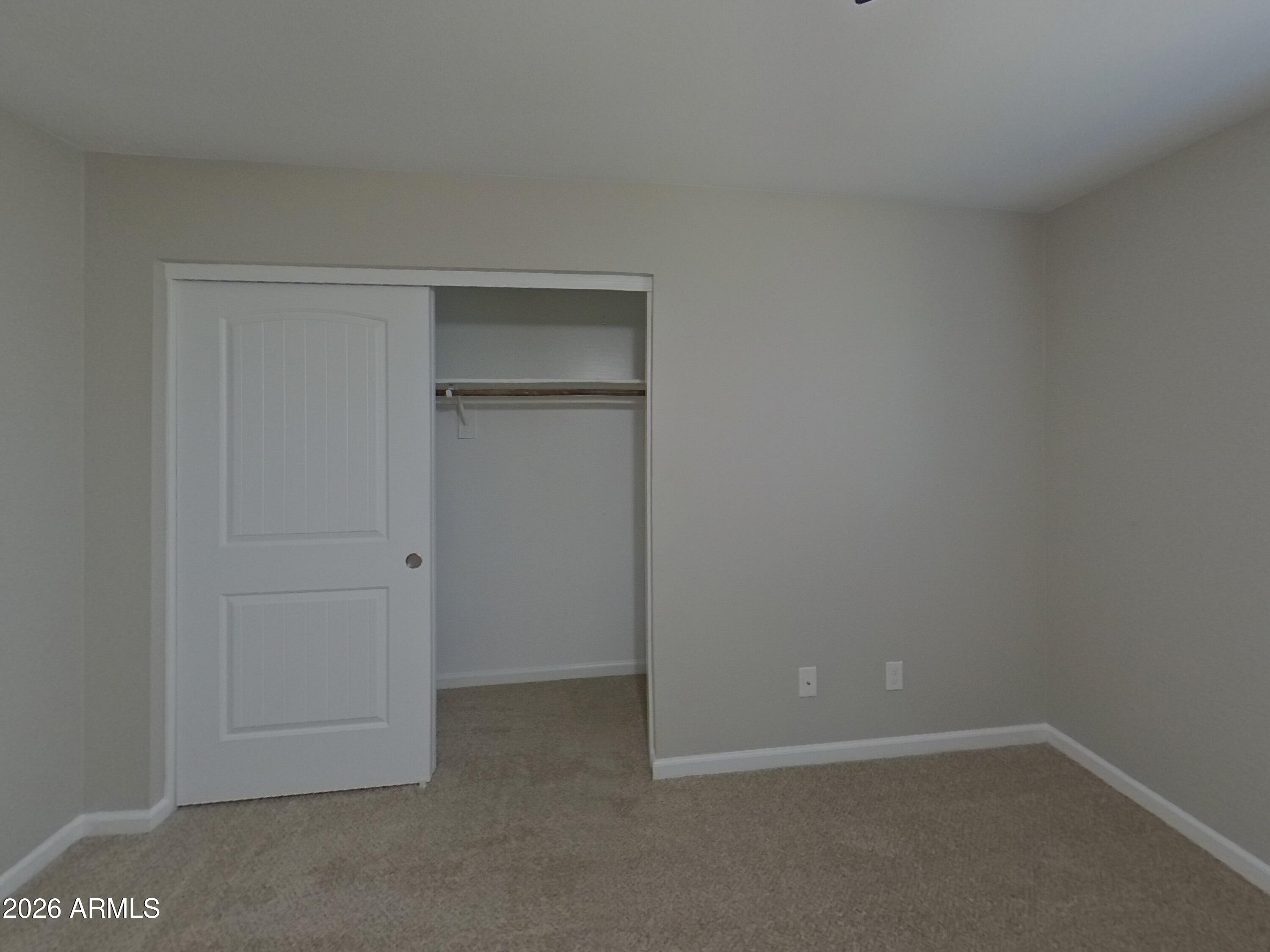 2854 East Roeser Road Phoenix, AZ 85040 - Photo 9 of 15 8_pc_726XhzkCI4_UOC3a3BTd3_layout_0