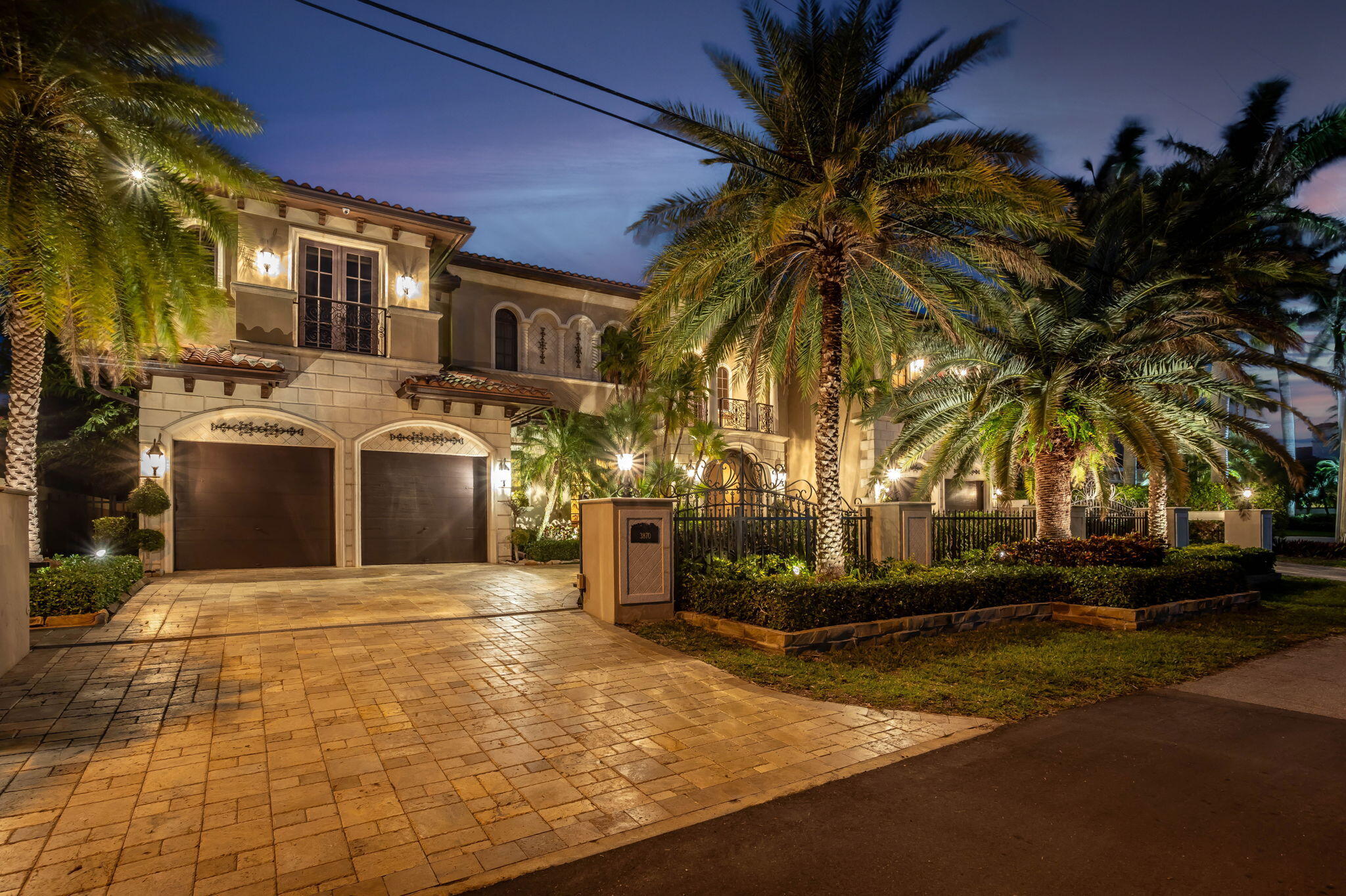 3870 Northeast 31st Avenue Lighthouse Point, FL 33064 - Photo 12 of 151 4-web-or-mls-0E2A9373-HDR