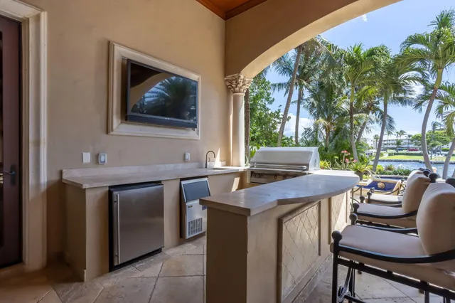 $14,900,000 | 3870 Northeast 31st Avenue, Lighthouse Point, FL 33064