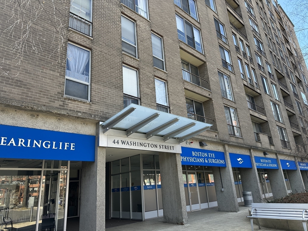 44 Washington Street, Unit 311 Brookline, MA 02445 - Photo 7 of 10