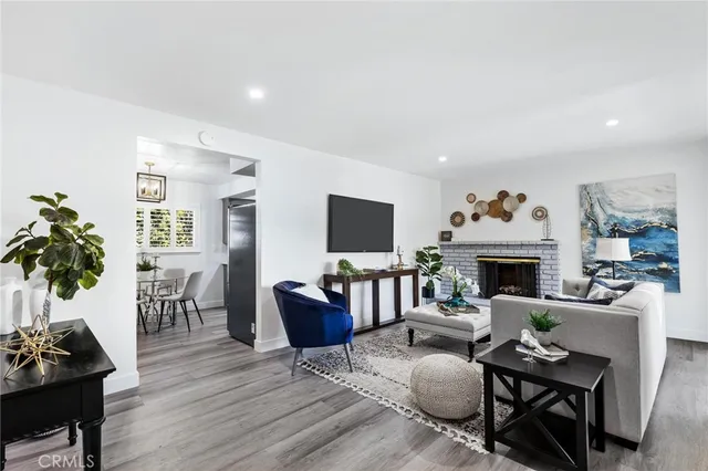 $1,275,000 | 8356 Vanalden Avenue, Northridge, CA 91324