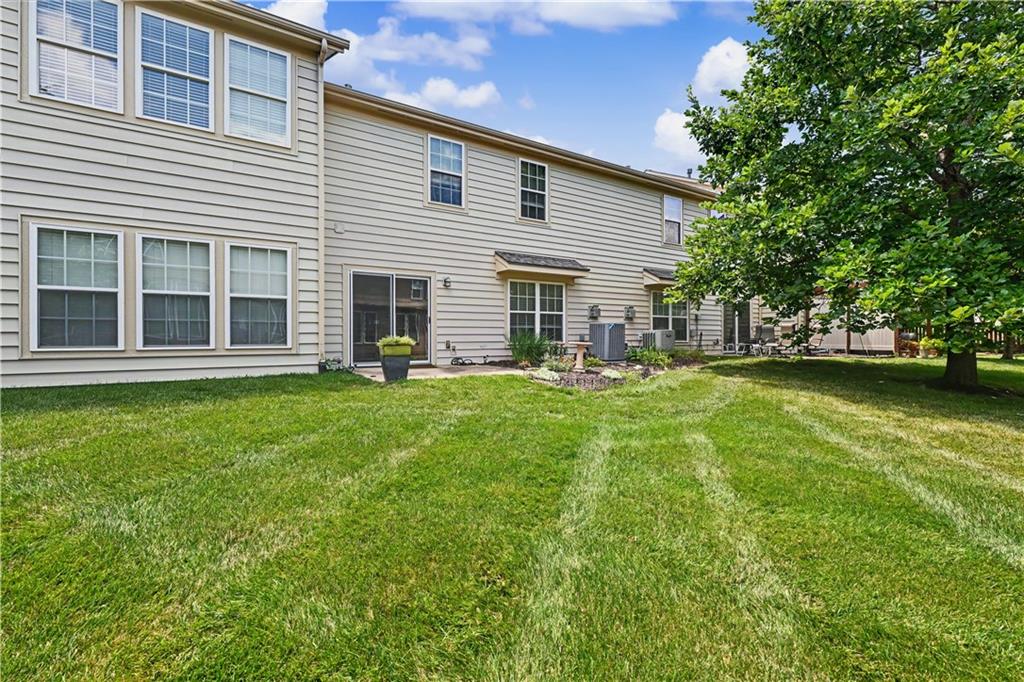8928 Inkster Street Lenexa, KS 66227 - Photo 30 of 31