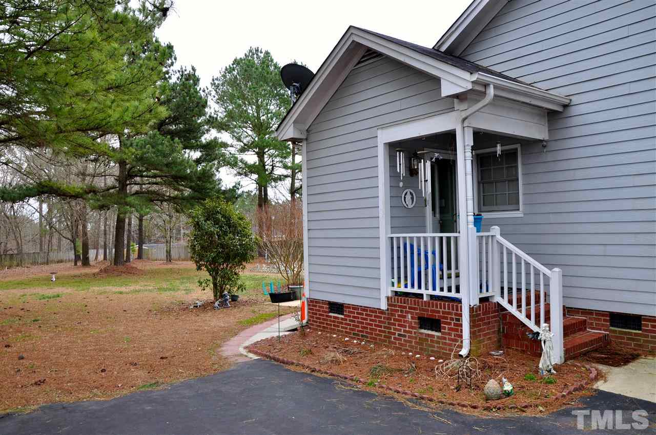 4336 Rockside Hills Drive Raleigh, NC 27603 - Photo 3 of 21