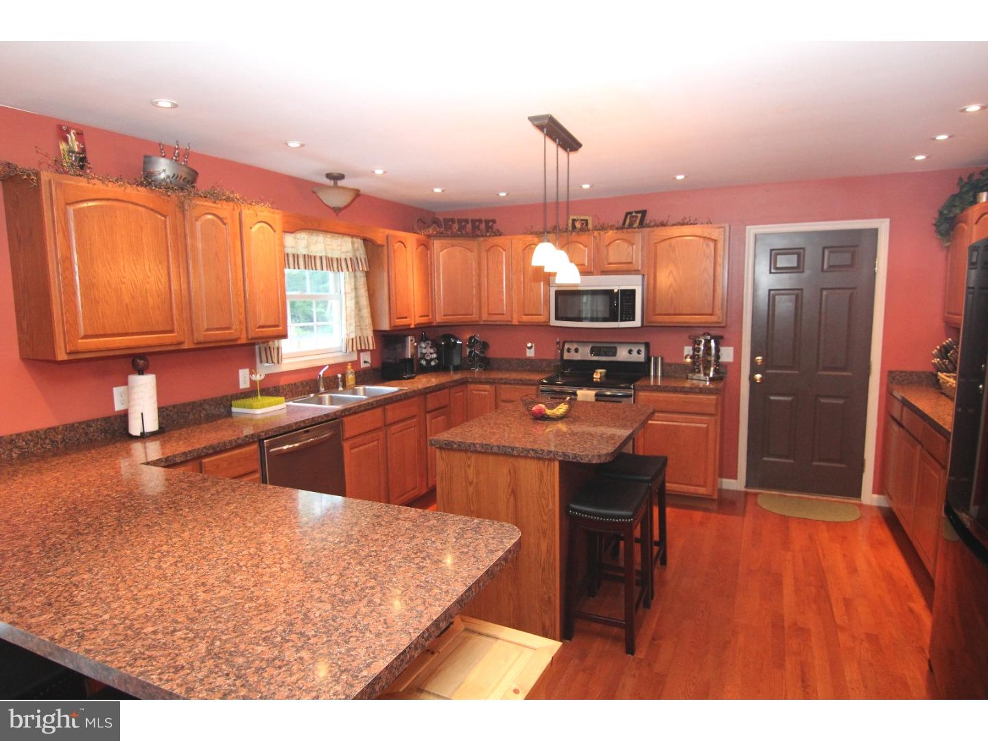 6184 Pearsons Corner Road Dover, DE 19904 - Photo 2 of 25 Gallery Image 2