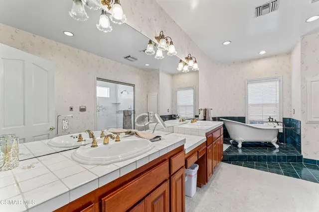 $1,995,000 | 10885 Citrus Drive, Moorpark, CA 93021