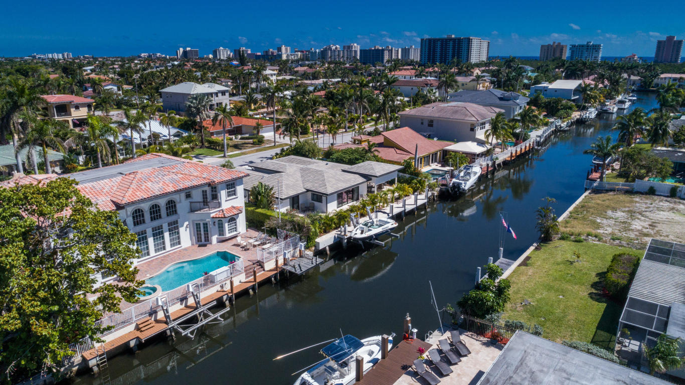 772 Northeast 71st Street Boca Raton, FL 33487 - Photo 25 of 42 5