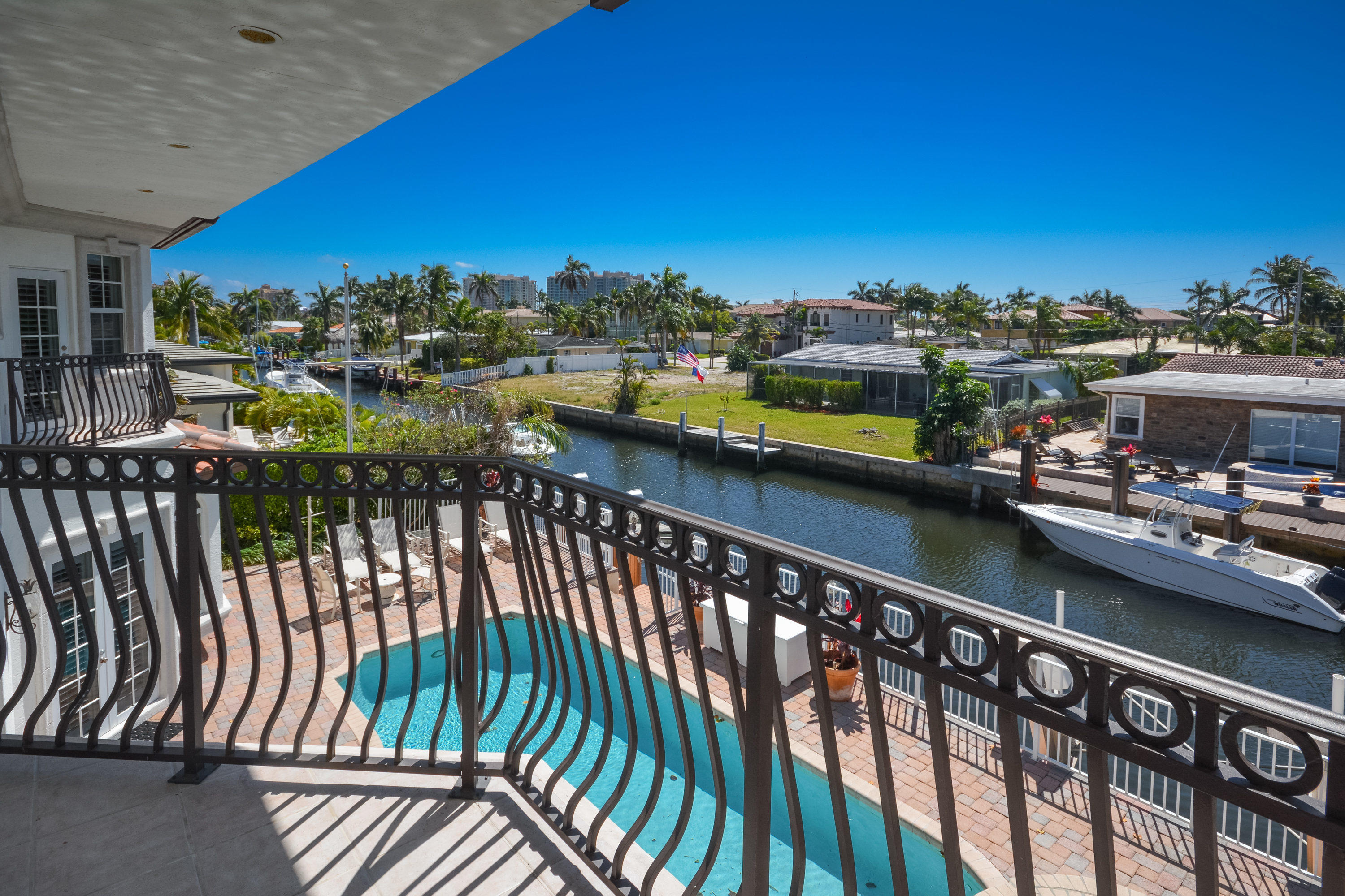 772 Northeast 71st Street Boca Raton, FL 33487 - Photo 8 of 42 25699498_10414301_26