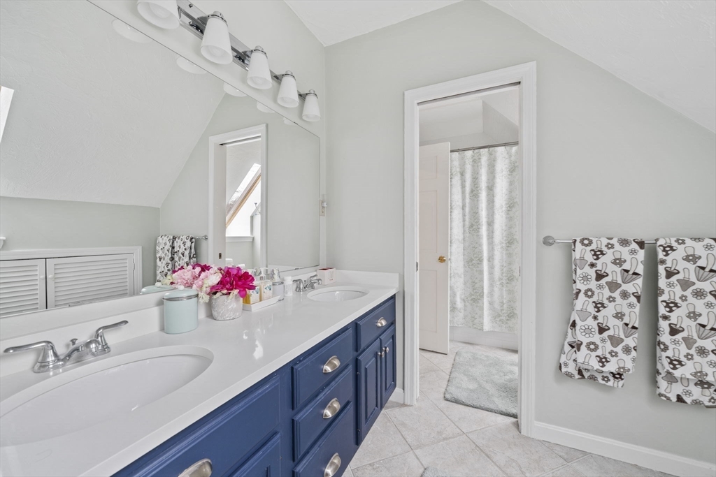 32 Ann Vinal Road Scituate, MA 02066 - Photo 26 of 42