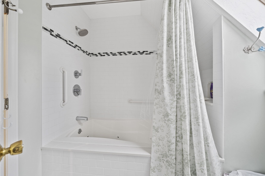 32 Ann Vinal Road Scituate, MA 02066 - Photo 27 of 42