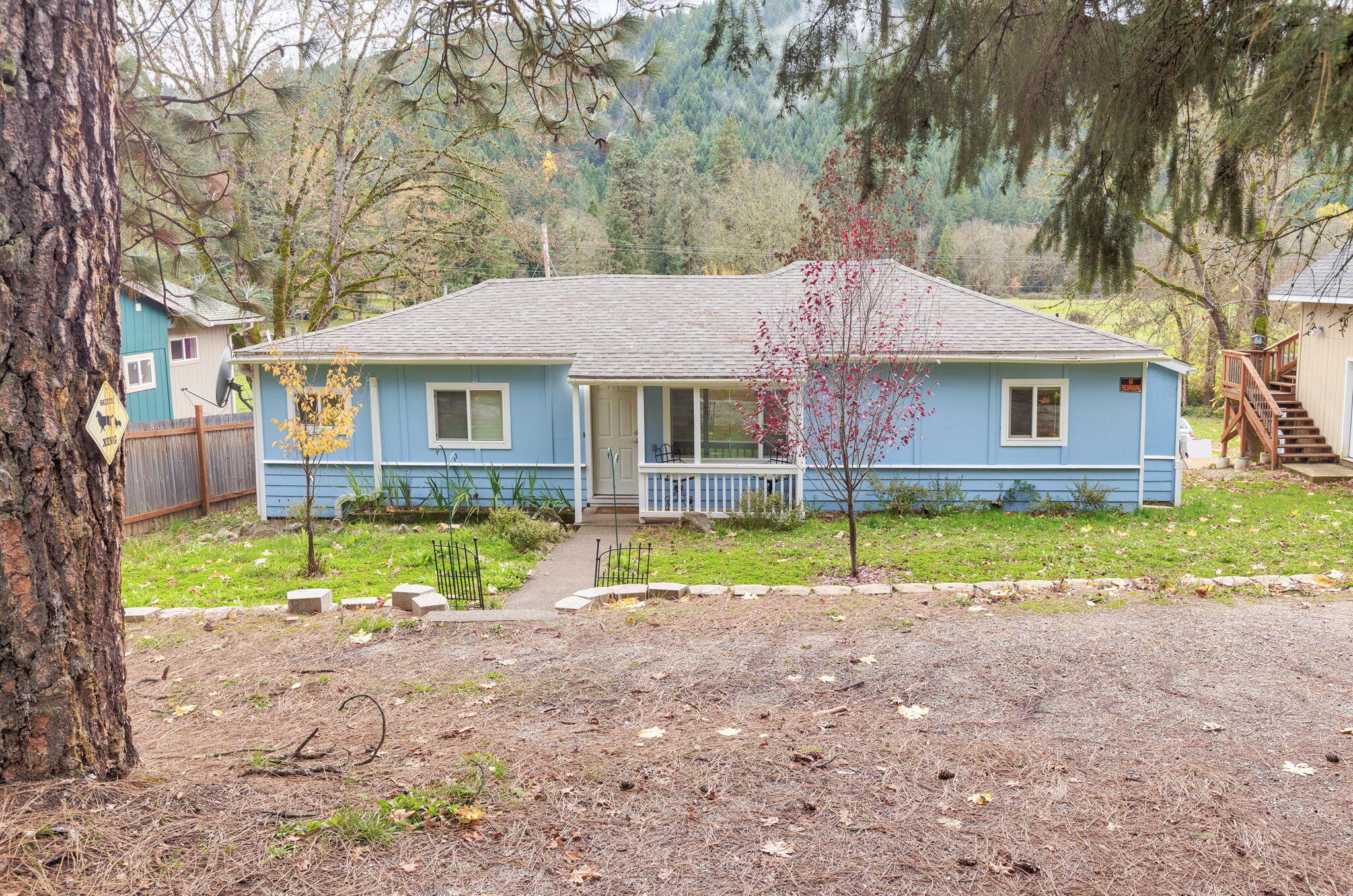 1386 Reuben Road Glendale, OR 97442 - Photo 8 of 34 7-web-or-mls-0R1A7354_5_6_7_8