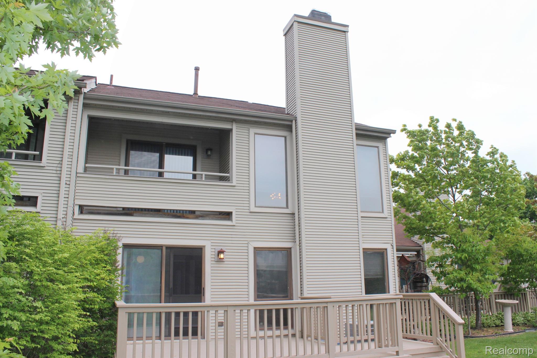 627 Ashley Circle East Rochester, MI 48307 - Photo 2 of 30 Gallery Image 2