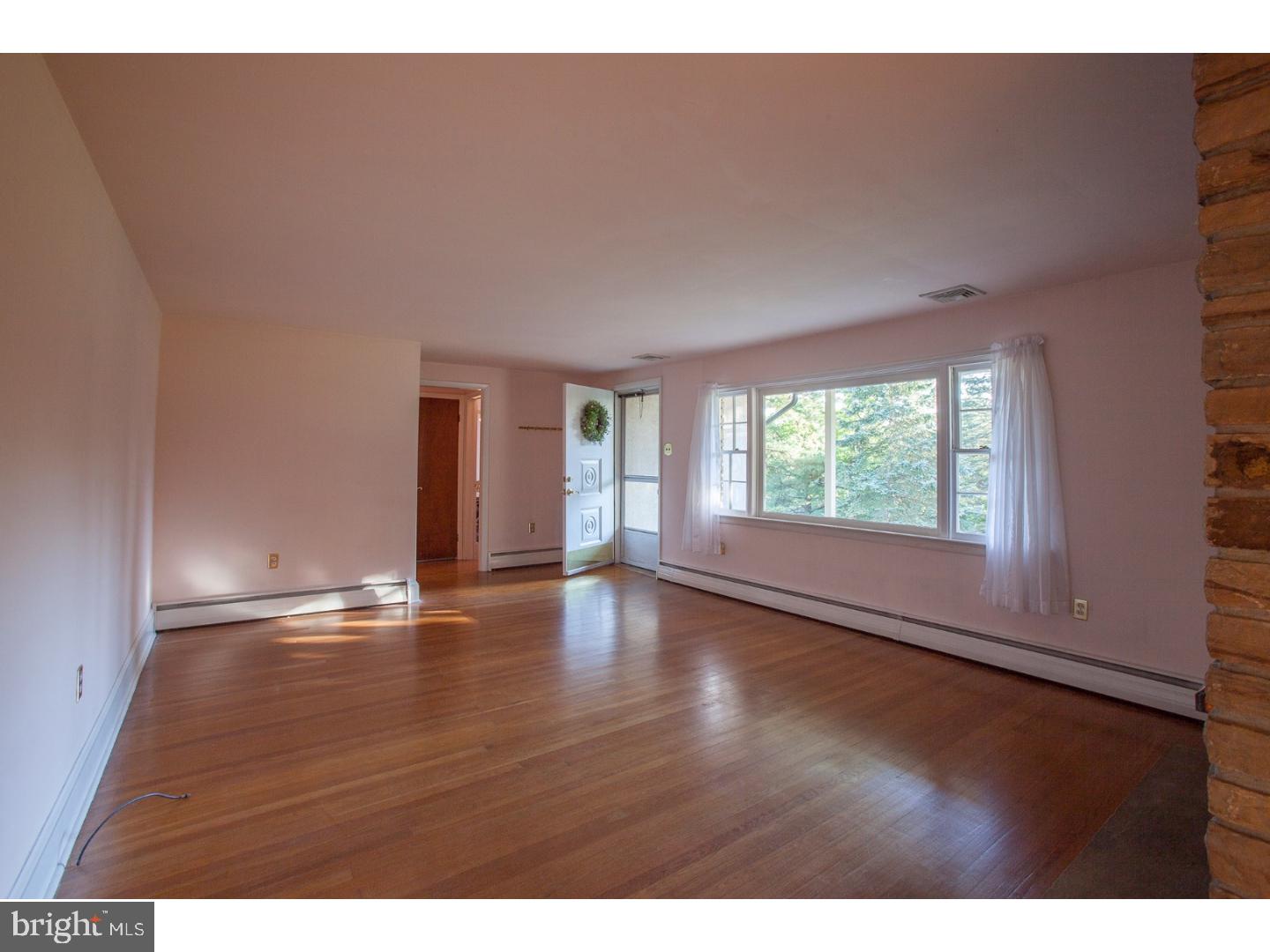 2537 Mill Road Buckingham, PA 18902 - Photo 17 of 22 Living Room
