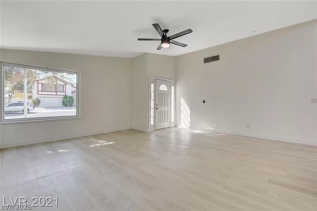 3554 El Camino Road Las Vegas, NV 89103 - Photo 4 of 20