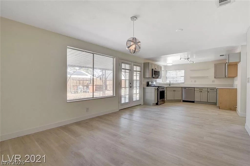 3554 El Camino Road Las Vegas, NV 89103 - Photo 7 of 20