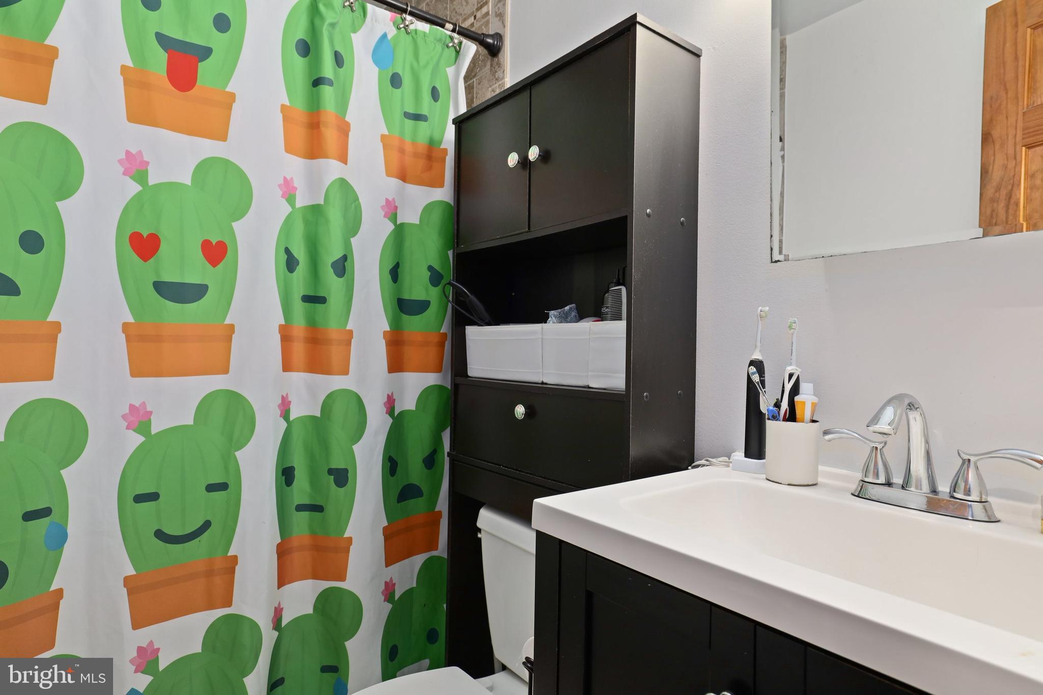 658 Morton Place Northeast Washington, DC 20002 - Photo 9 of 29