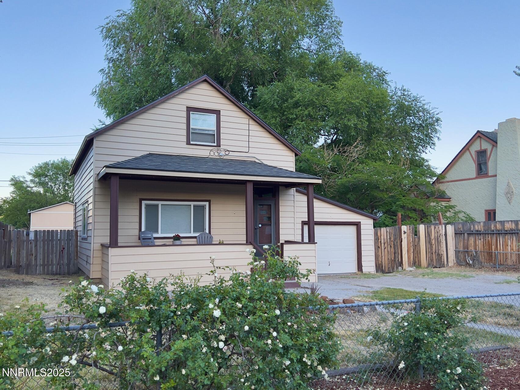 223 South Harbin Ave  