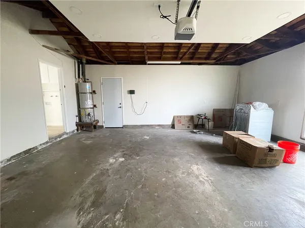 $7,000 | 9192 Christine Drive, Huntington Beach, CA 92646