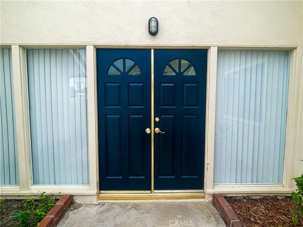 $7,000 | 9192 Christine Drive, Huntington Beach, CA 92646