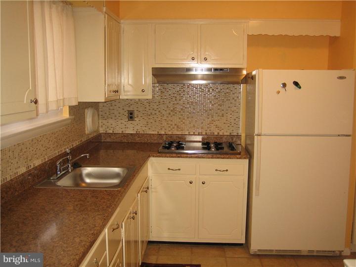 37 Colgate Road Atco, NJ 08004 - Photo 5 of 13 Gallery Image 5