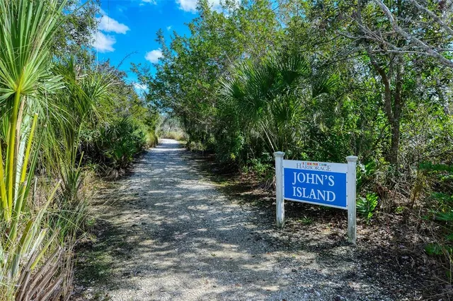 $3,600 | 5547 Key W Place, Unit C01, Bradenton, FL 34203