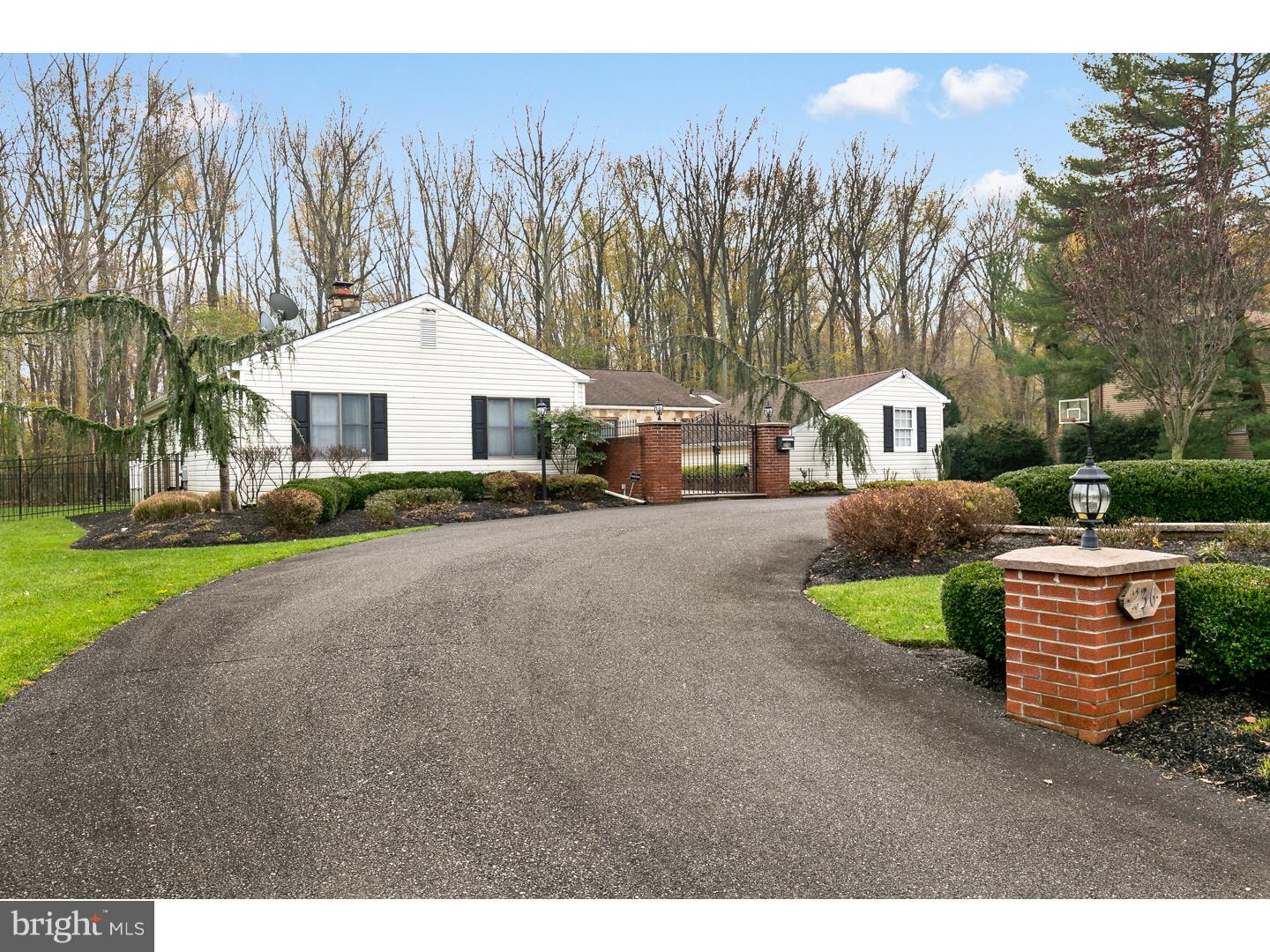236 North Riding Drive Moorestown, NJ 08057 - Photo 2 of 25