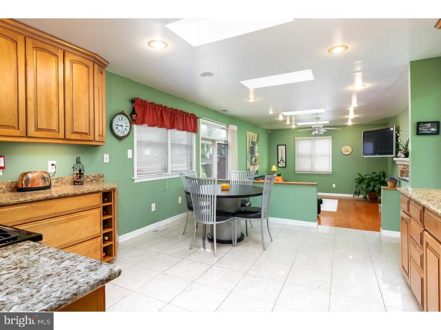 236 North Riding Drive Moorestown, NJ 08057 - Photo 9 of 25