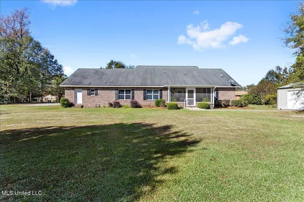 $305,000 | 2118 Paulding Road, Leakesville, MS 39451