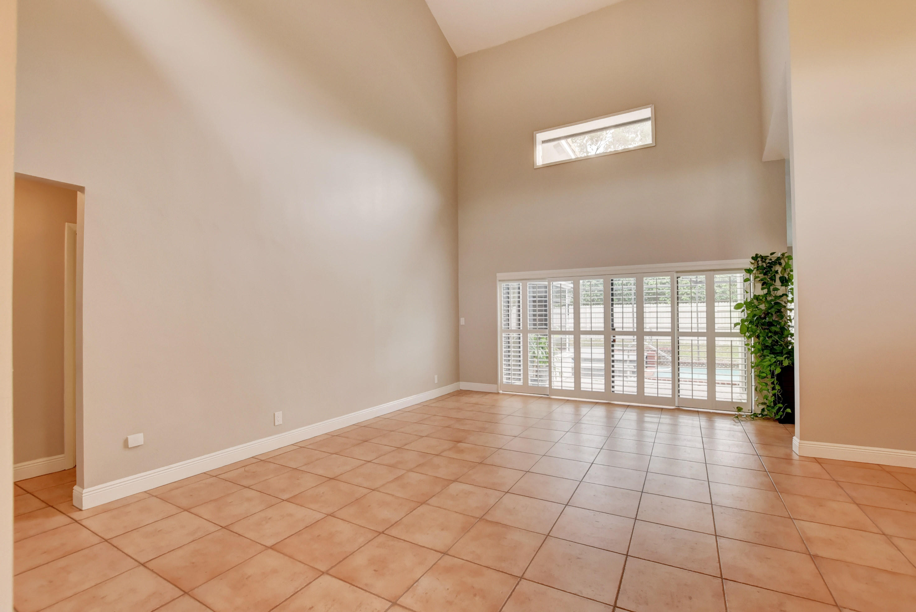 4350 Northwest 25th Way Boca Raton, FL 33434 - Photo 7 of 37 07_ebf_6630and4more