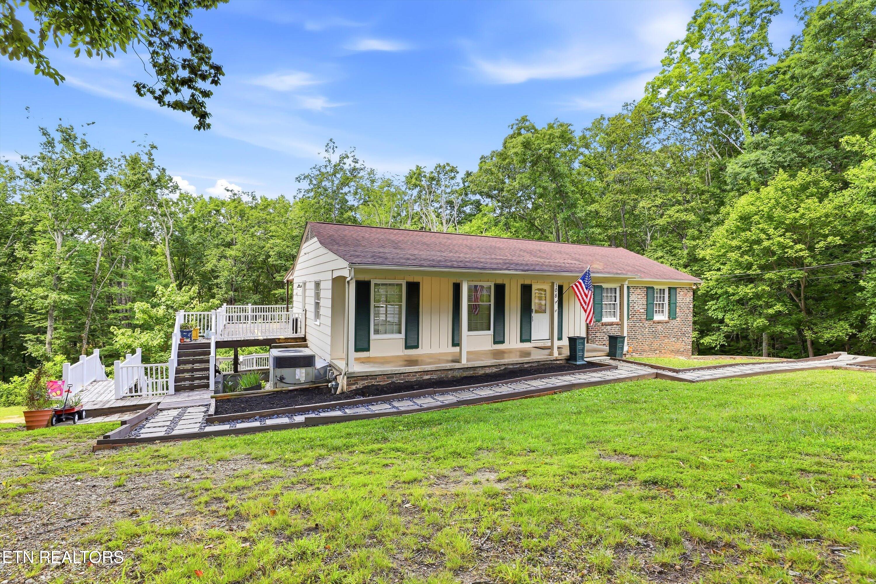 108 Willow Lane Oak Ridge, TN 37830 - Photo 5 of 35 04-FINAL-3