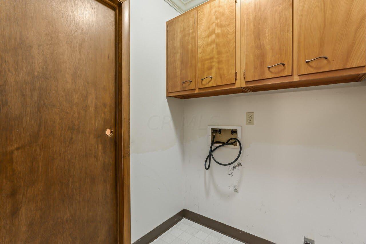 436 Reverie Place Newark, OH 43055 - Photo 13 of 38 Laundry