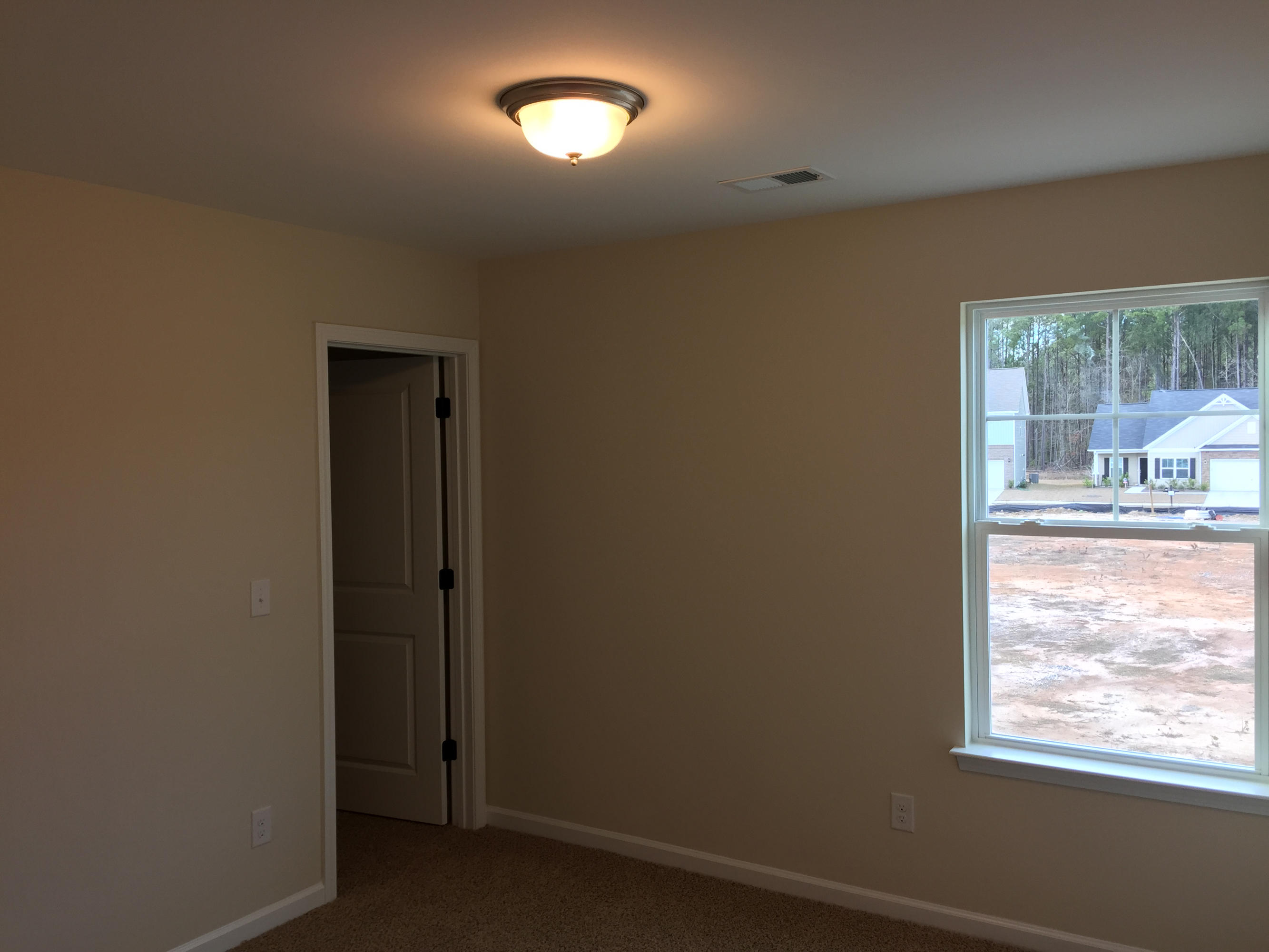 199 Charlesfort Way Moncks Corner, SC 29461 - Photo 7 of 11 IMG_0271