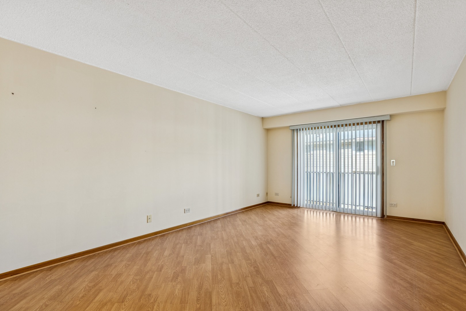 724 12th Street, Unit 105 Wilmette, IL 60091 - Photo 8 of 16