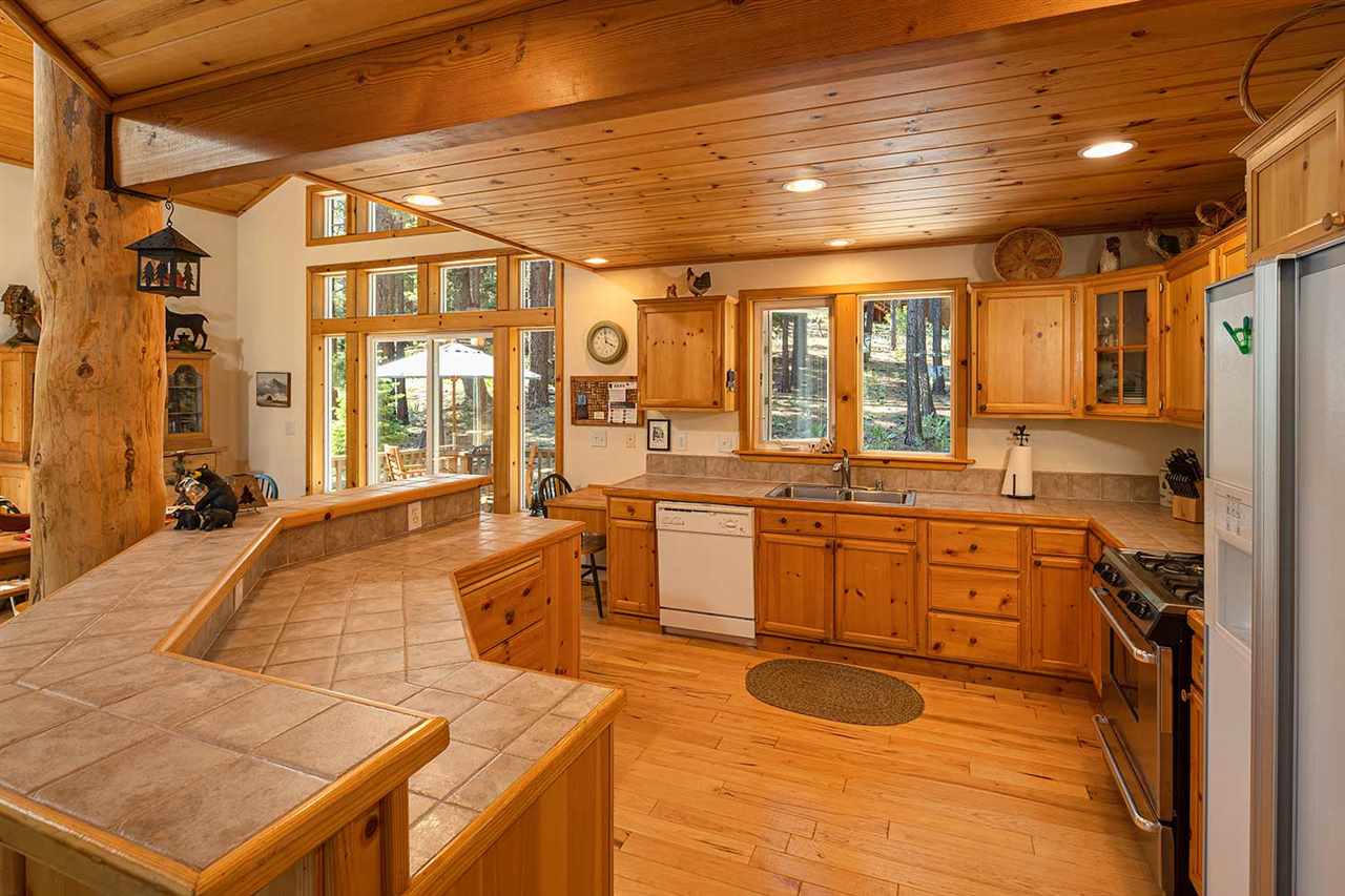 11721 Bennett Flat Road Truckee, CA 96161 - Photo 8 of 21 Gallery Image 8