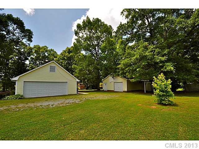 5002 South Rocky River Road Monroe, NC 28112 - Photo 3 of 16