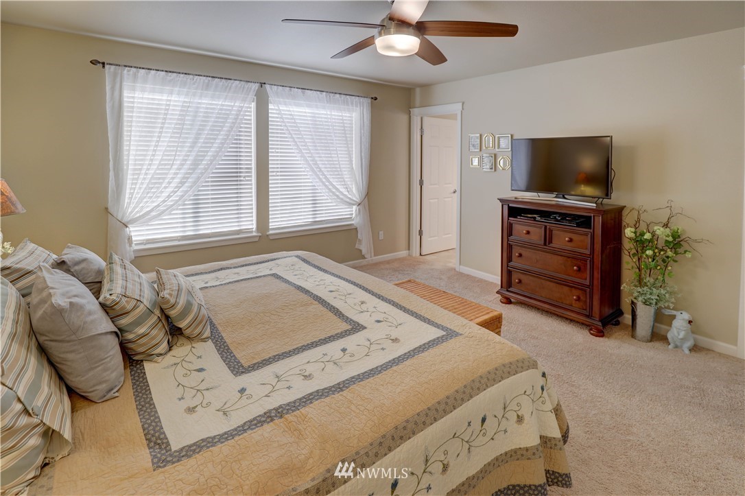 4643 Rochelle Street Southeast Lacey, WA 98503 - Photo 14 of 25 Gallery Image 14