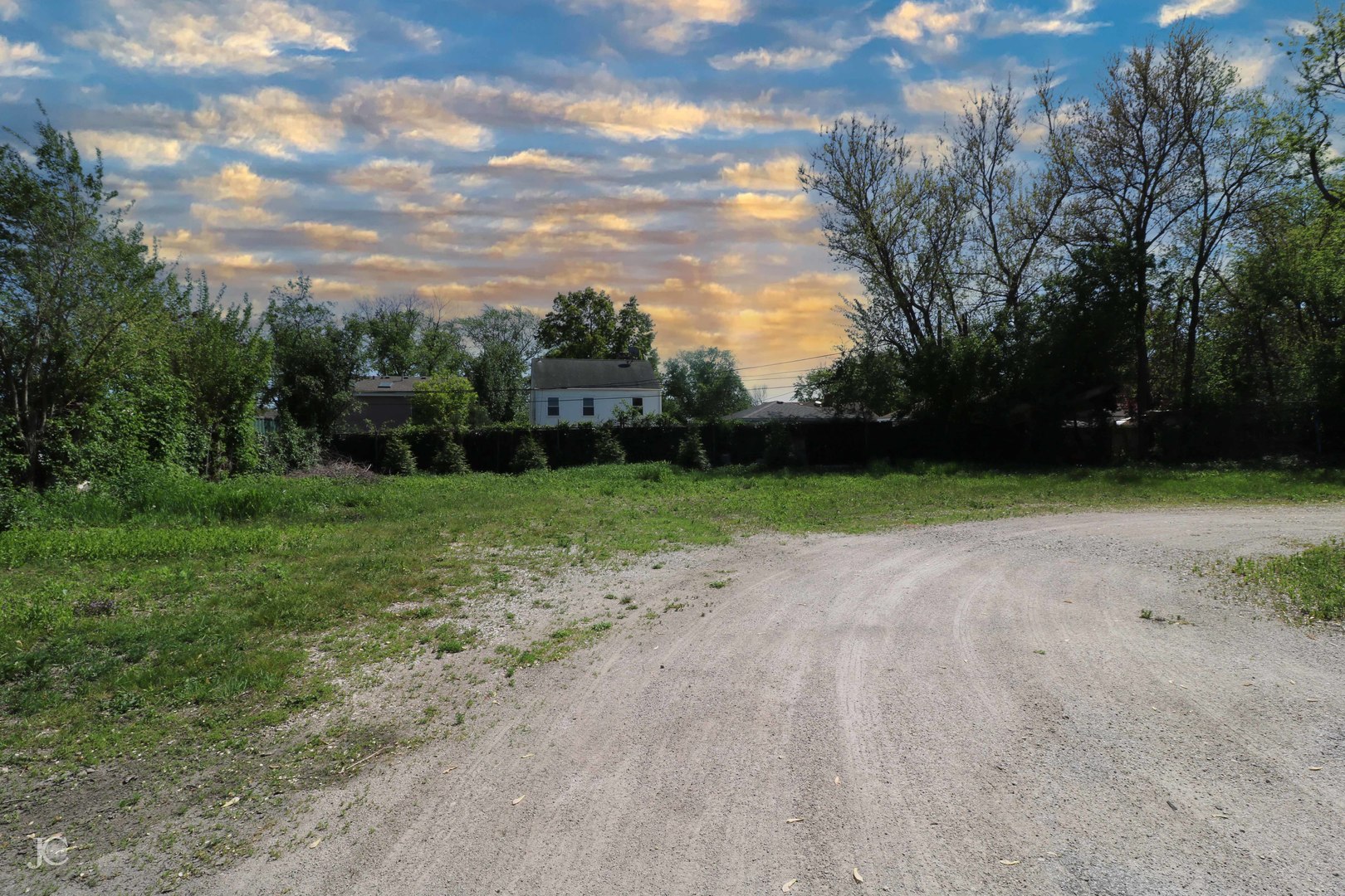 955 Rand Road Des Plaines, IL 60016 - Photo 6 of 12 a view of a park