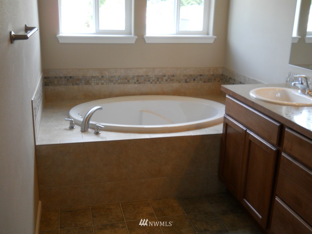 4770 Rochelle Street Southeast Lacey, WA 98503 - Photo 19 of 25 Gallery Image 19