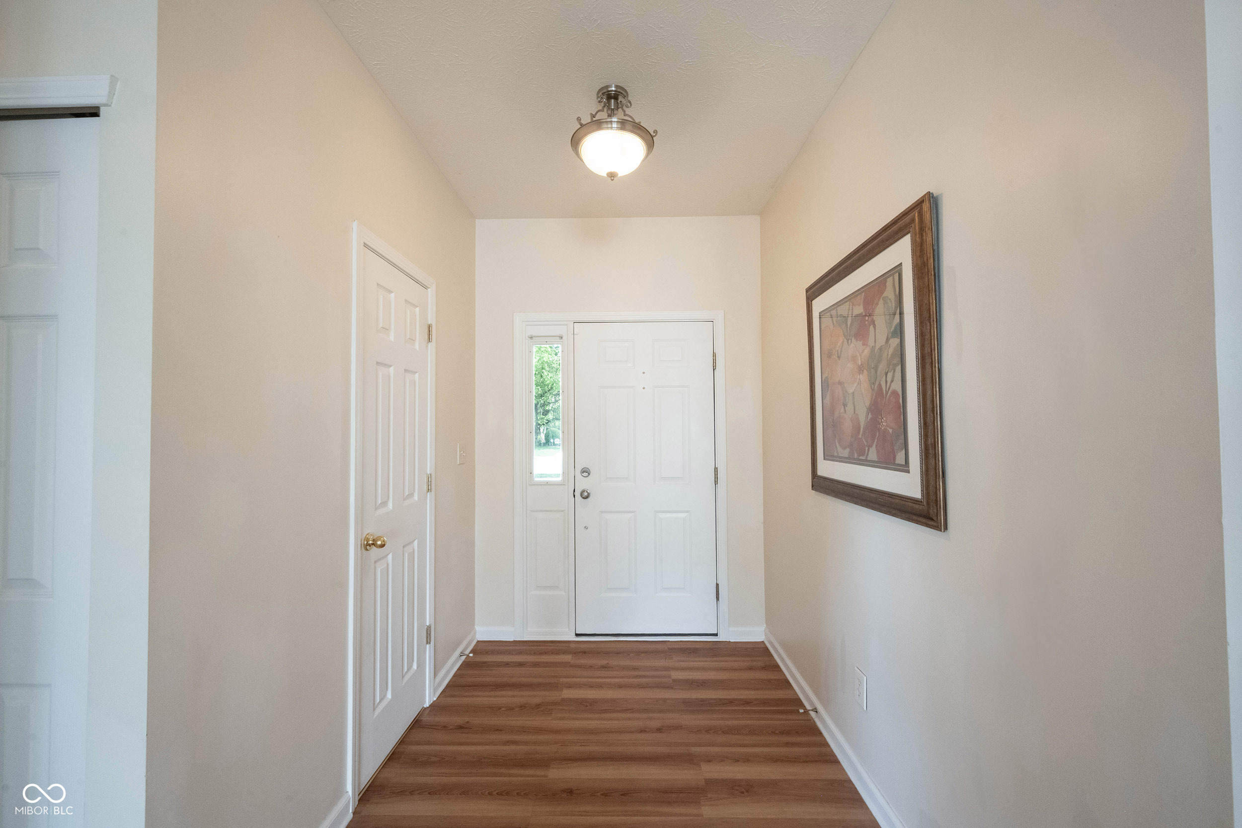 12237 Packers Avenue Fishers, IN 46037 - Photo 3 of 36