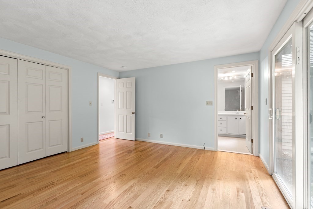 5 Potter Pond, Unit 5 Lexington, MA 02421 - Photo 23 of 39 Gallery Image 23