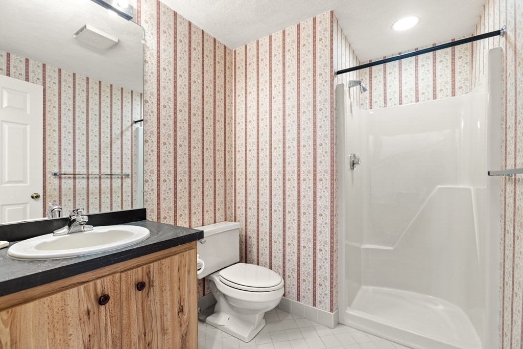 5 Potter Pond, Unit 5 Lexington, MA 02421 - Photo 25 of 39 Gallery Image 25