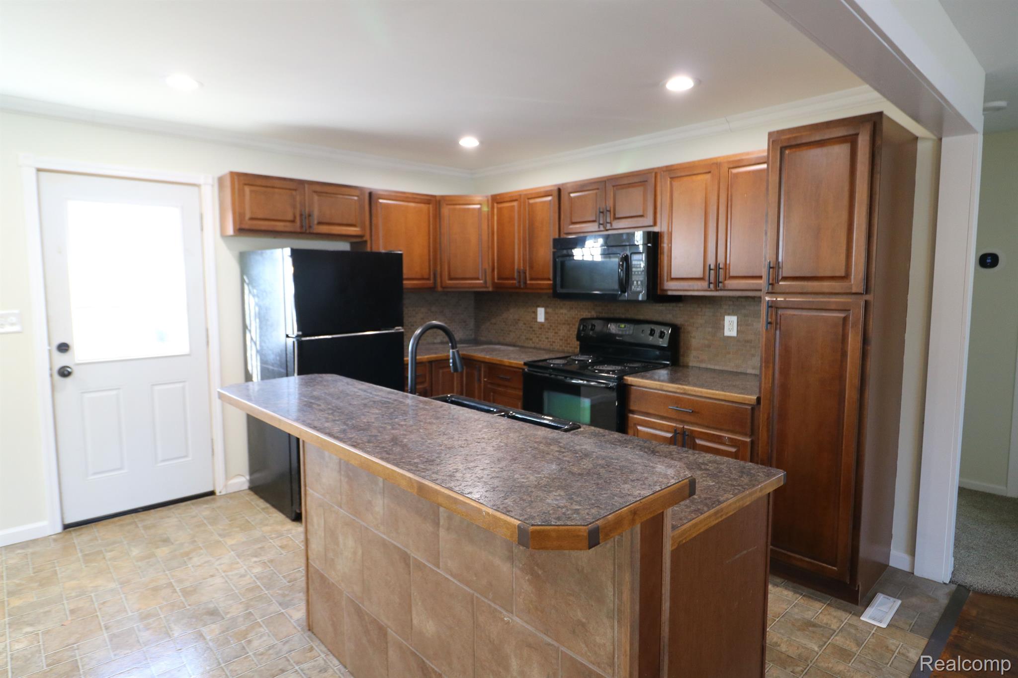 1203 Ubly Road Sandusky, MI 48471 - Photo 5 of 17 Gallery Image 5