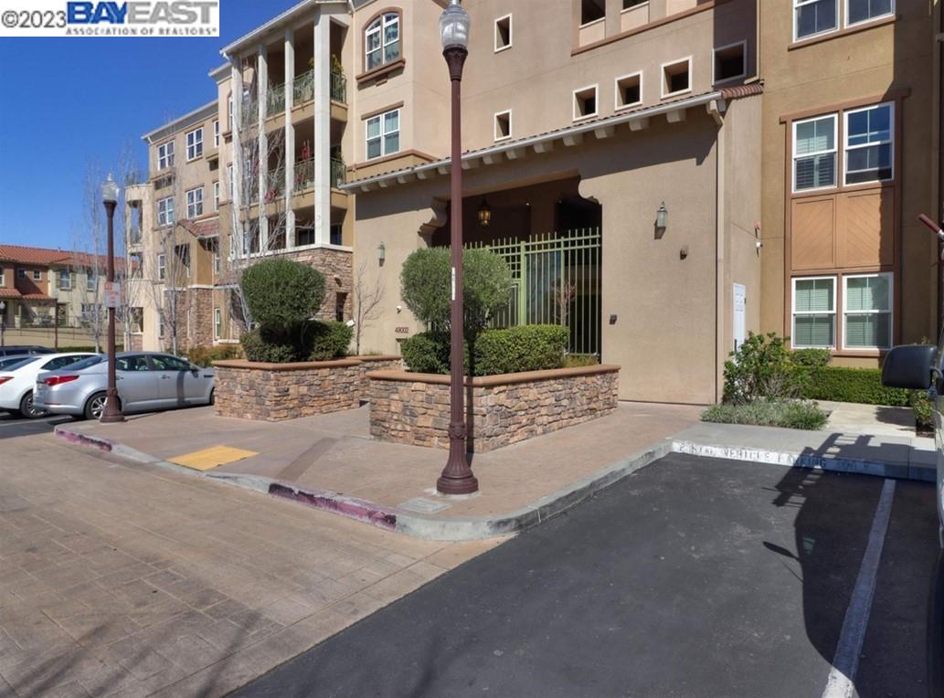 49002 Cinnamon Fern Common, Unit 316, Fremont, CA 94539 Compass