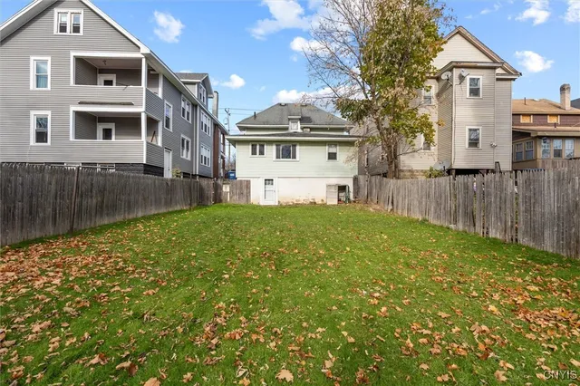 $1,850 | 1313 Grant Boulevard, Syracuse, NY 13208