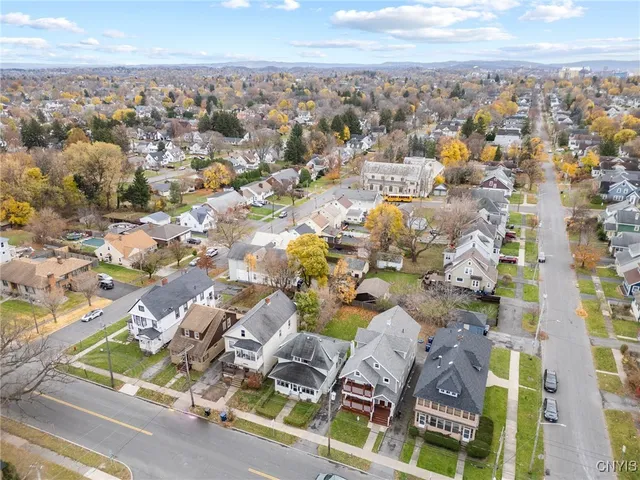 $1,850 | 1313 Grant Boulevard, Syracuse, NY 13208