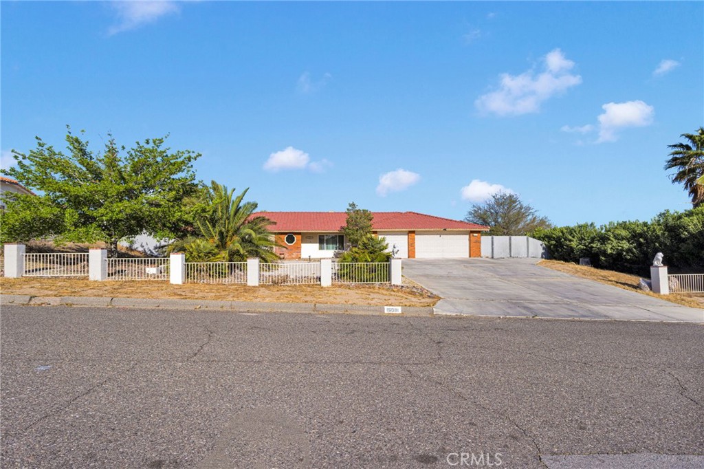 16081 Tude Road Apple Valley, CA 92307 - Photo 2 of 66