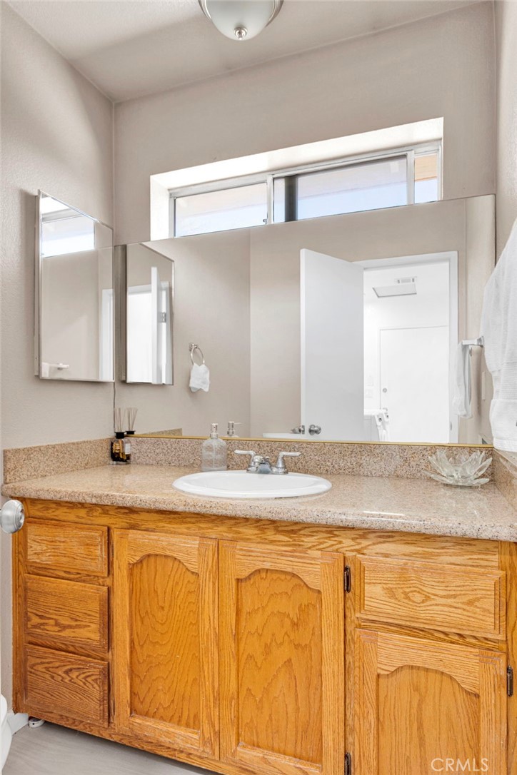 16081 Tude Road Apple Valley, CA 92307 - Photo 23 of 66