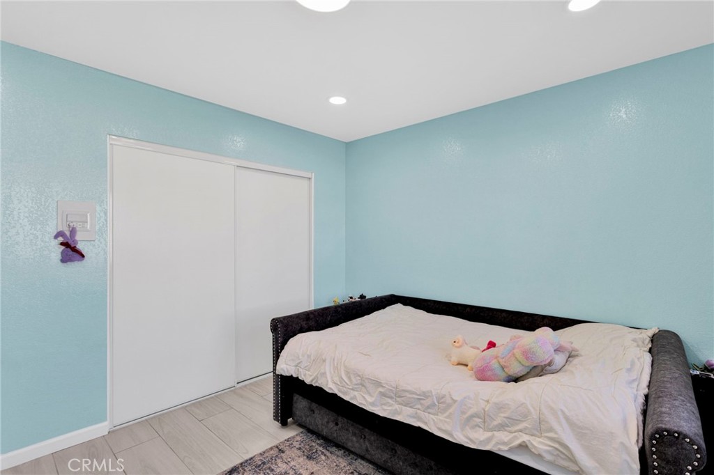 16081 Tude Road Apple Valley, CA 92307 - Photo 32 of 66